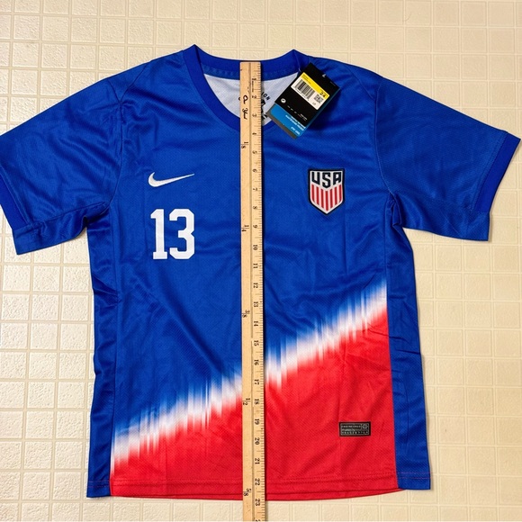 Alex Morgan #13 USA Soccer Jersey New With Tags - Picture 3 of 7